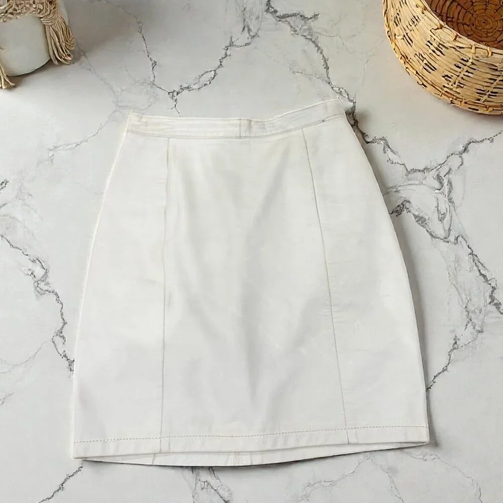 Vintage Wilson's Ivory Genuine Leather Mini Skirt Size 6 High Waist - Picture 3 of 10
